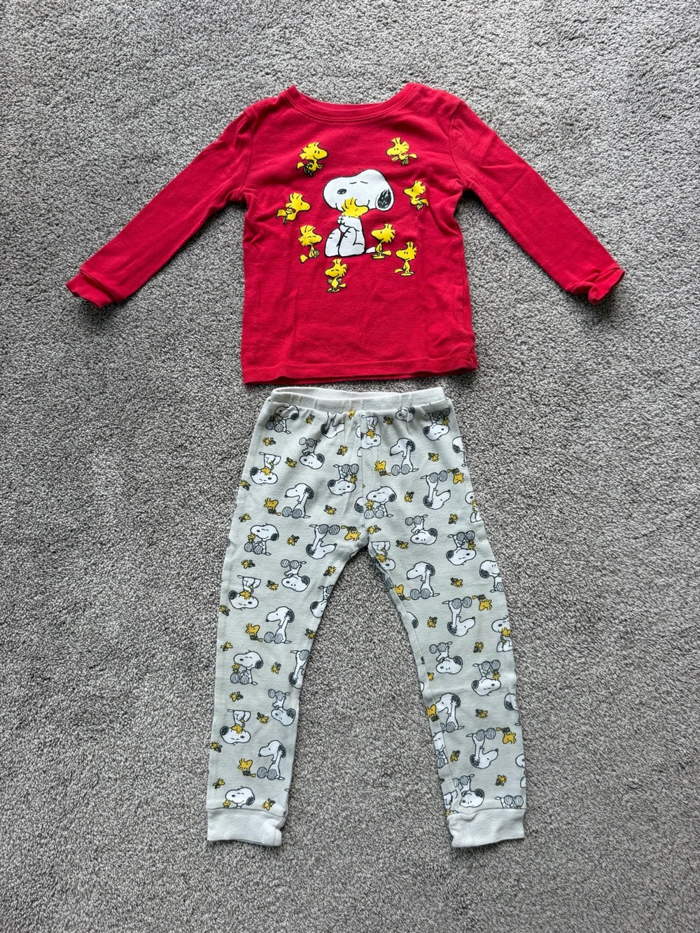 Peanuts Red Top and Gray Snoopy Print Pajama Set